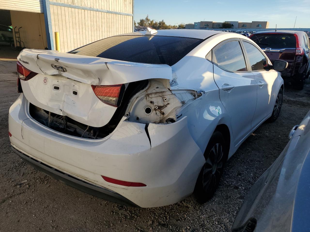 Photo 2 VIN: 5NPDH4AE4GH678839 - HYUNDAI ELANTRA 