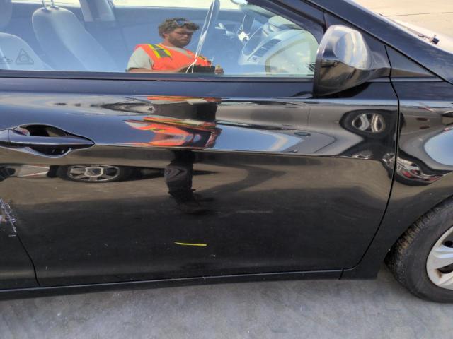 Photo 11 VIN: 5NPDH4AE4GH679988 - HYUNDAI ELANTRA SE 