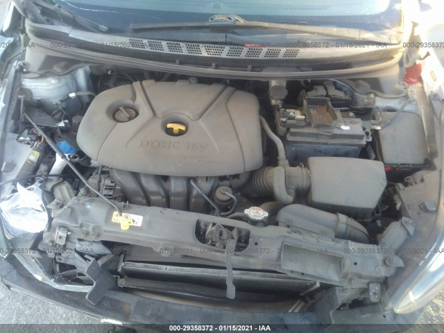 Photo 9 VIN: 5NPDH4AE4GH688027 - HYUNDAI ELANTRA 