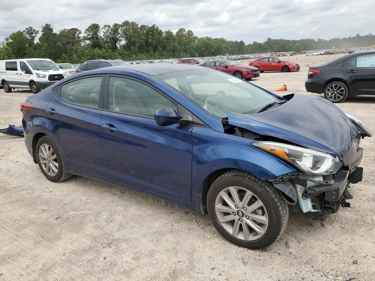 Photo 3 VIN: 5NPDH4AE4GH689212 - HYUNDAI ELANTRA 