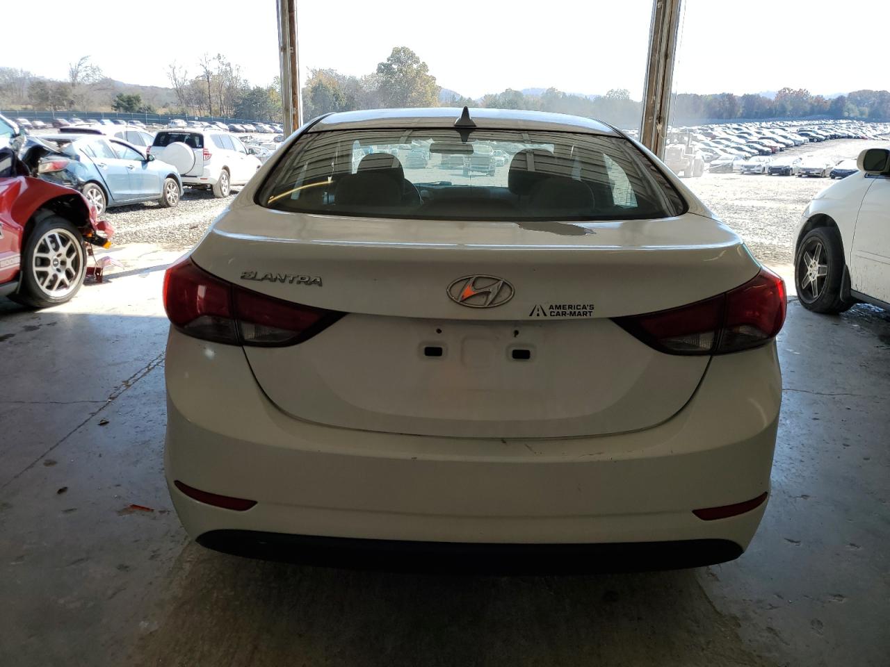 Photo 5 VIN: 5NPDH4AE4GH694832 - HYUNDAI ELANTRA 