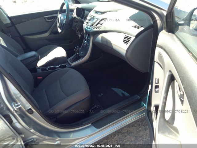 Photo 4 VIN: 5NPDH4AE4GH696600 - HYUNDAI ELANTRA 