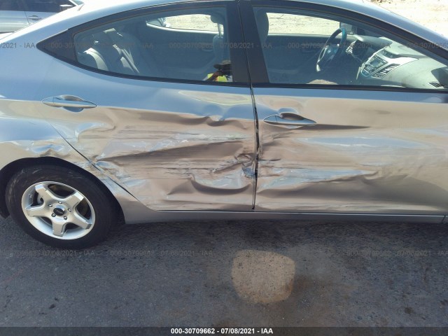 Photo 5 VIN: 5NPDH4AE4GH696600 - HYUNDAI ELANTRA 