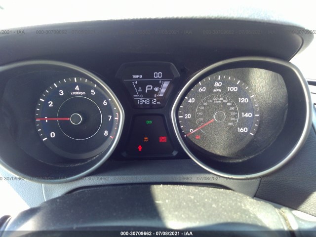 Photo 6 VIN: 5NPDH4AE4GH696600 - HYUNDAI ELANTRA 