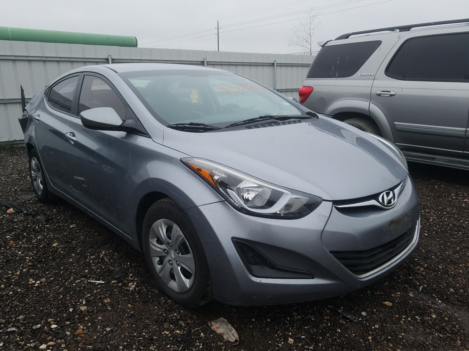 Photo 0 VIN: 5NPDH4AE4GH696869 - HYUNDAI ELANTRA SE 