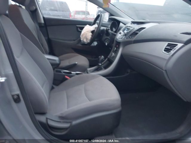 Photo 4 VIN: 5NPDH4AE4GH697018 - HYUNDAI ELANTRA 