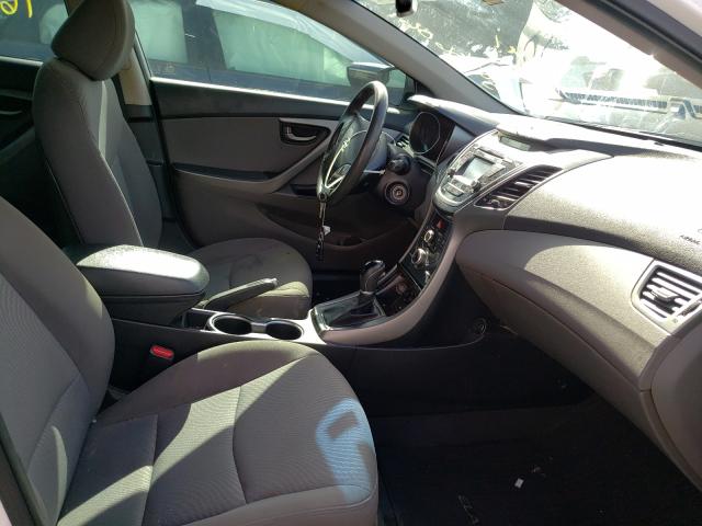 Photo 4 VIN: 5NPDH4AE4GH706137 - HYUNDAI ELANTRA SE 