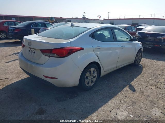 Photo 3 VIN: 5NPDH4AE4GH709894 - HYUNDAI ELANTRA 