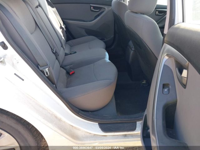 Photo 7 VIN: 5NPDH4AE4GH709894 - HYUNDAI ELANTRA 