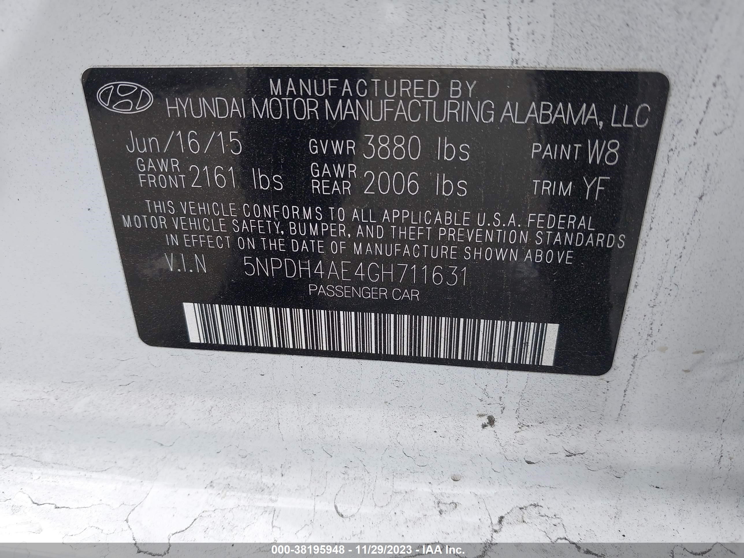 Photo 8 VIN: 5NPDH4AE4GH711631 - HYUNDAI ELANTRA 