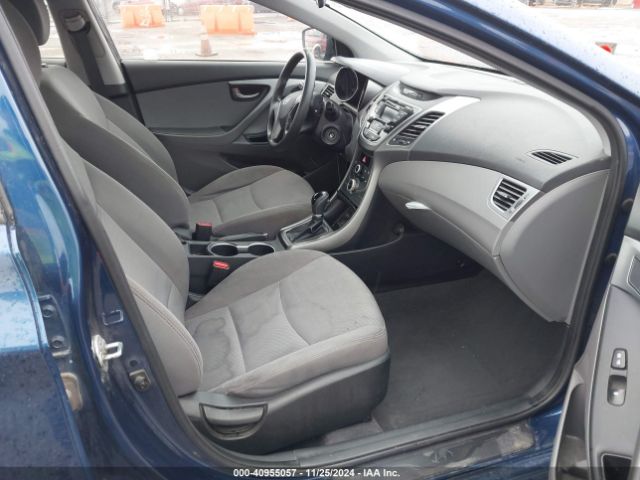 Photo 4 VIN: 5NPDH4AE4GH714139 - HYUNDAI ELANTRA 