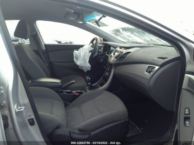 Photo 4 VIN: 5NPDH4AE4GH717493 - HYUNDAI ELANTRA 