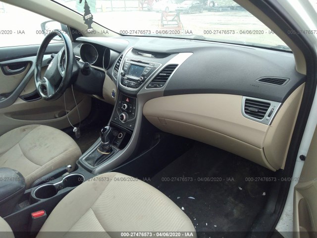 Photo 4 VIN: 5NPDH4AE4GH723441 - HYUNDAI ELANTRA 