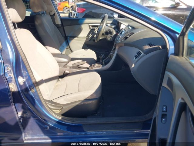 Photo 4 VIN: 5NPDH4AE4GH728218 - HYUNDAI ELANTRA 