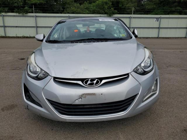 Photo 4 VIN: 5NPDH4AE4GH732317 - HYUNDAI ELANTRA 