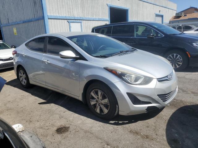 Photo 3 VIN: 5NPDH4AE4GH732530 - HYUNDAI ELANTRA SE 