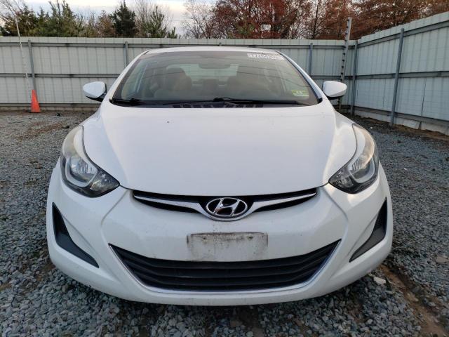 Photo 4 VIN: 5NPDH4AE4GH732687 - HYUNDAI ELANTRA 