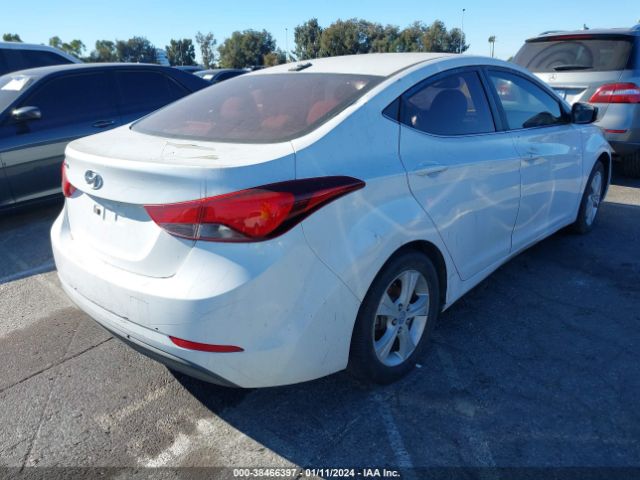 Photo 3 VIN: 5NPDH4AE4GH736982 - HYUNDAI ELANTRA 