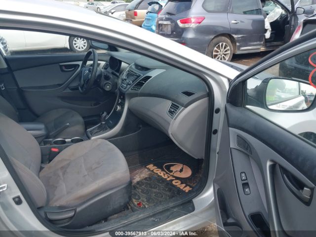 Photo 4 VIN: 5NPDH4AE4GH738442 - HYUNDAI ELANTRA 