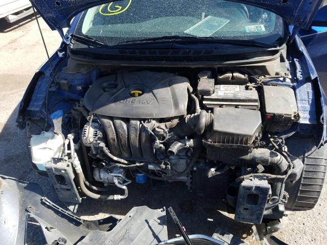 Photo 6 VIN: 5NPDH4AE4GH742278 - HYUNDAI ELANTRA SE 