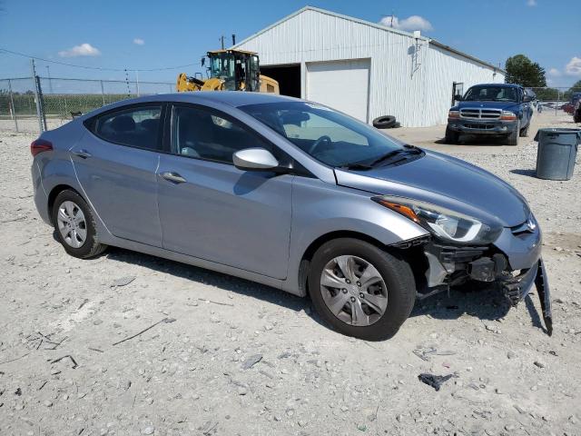 Photo 3 VIN: 5NPDH4AE4GH742605 - HYUNDAI ELANTRA SE 