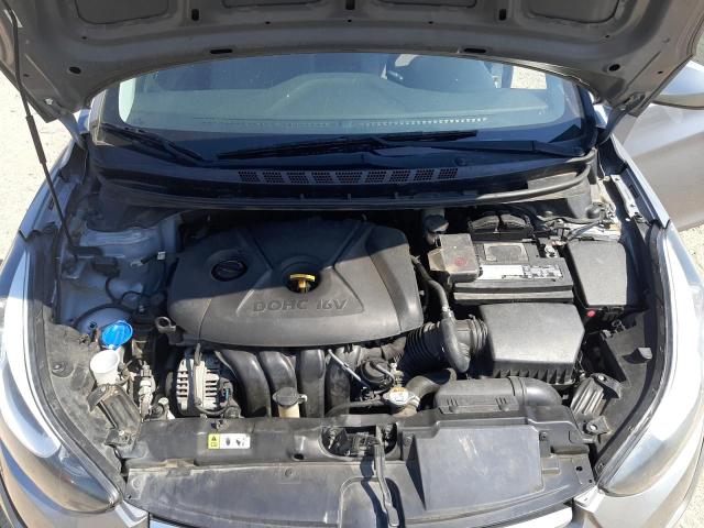 Photo 10 VIN: 5NPDH4AE4GH743379 - HYUNDAI ELANTRA 