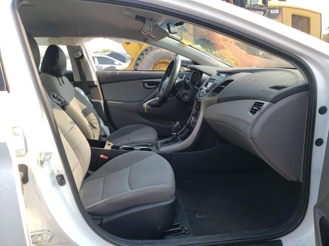 Photo 4 VIN: 5NPDH4AE4GH753281 - HYUNDAI ELANTRA SE 