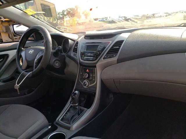 Photo 8 VIN: 5NPDH4AE4GH753281 - HYUNDAI ELANTRA SE 