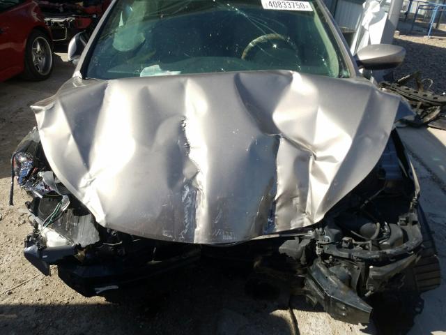 Photo 6 VIN: 5NPDH4AE4GH754057 - HYUNDAI ELANTRA SE 