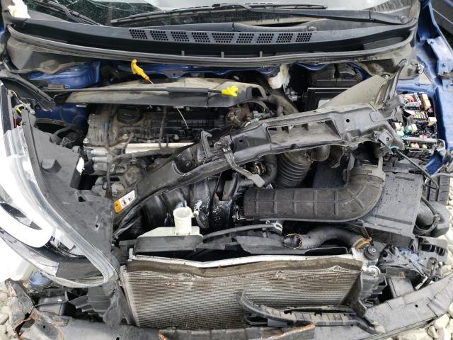 Photo 6 VIN: 5NPDH4AE4GH754723 - HYUNDAI ELANTRA SE 