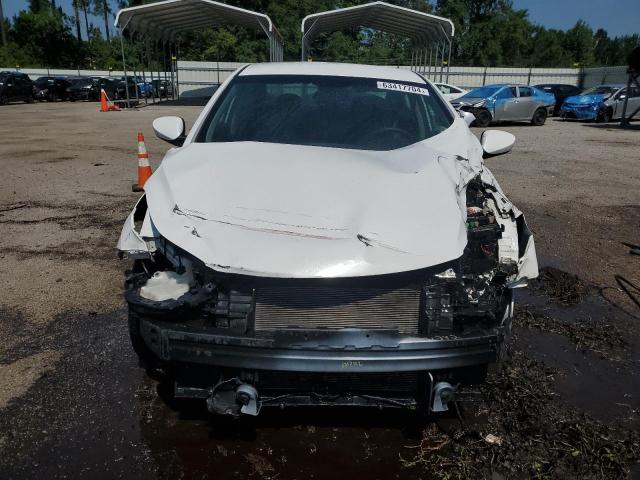 Photo 4 VIN: 5NPDH4AE4GH757797 - HYUNDAI ELANTRA 