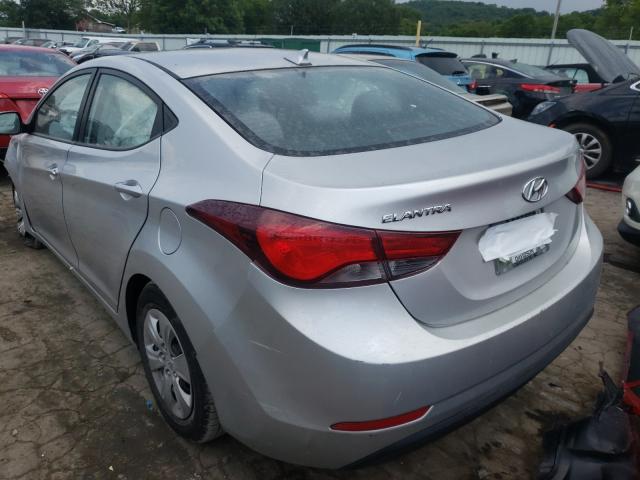 Photo 2 VIN: 5NPDH4AE4GH757993 - HYUNDAI ELANTRA SE 