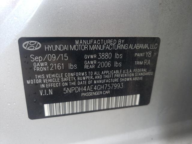 Photo 9 VIN: 5NPDH4AE4GH757993 - HYUNDAI ELANTRA SE 