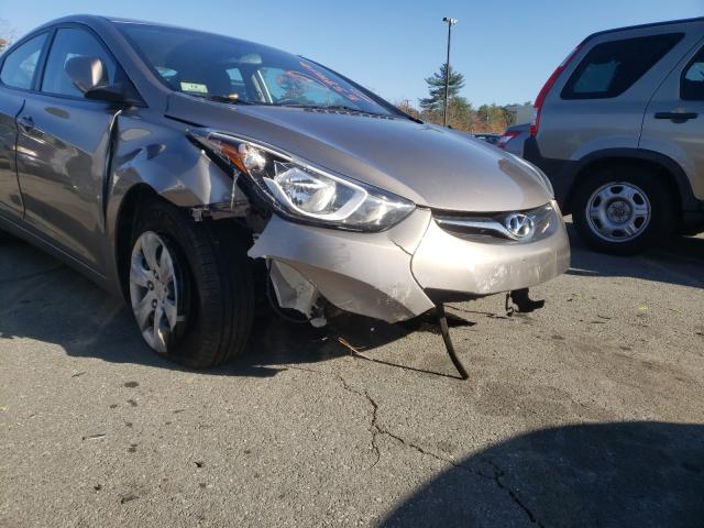 Photo 8 VIN: 5NPDH4AE4GH763180 - HYUNDAI ELANTRA SE 