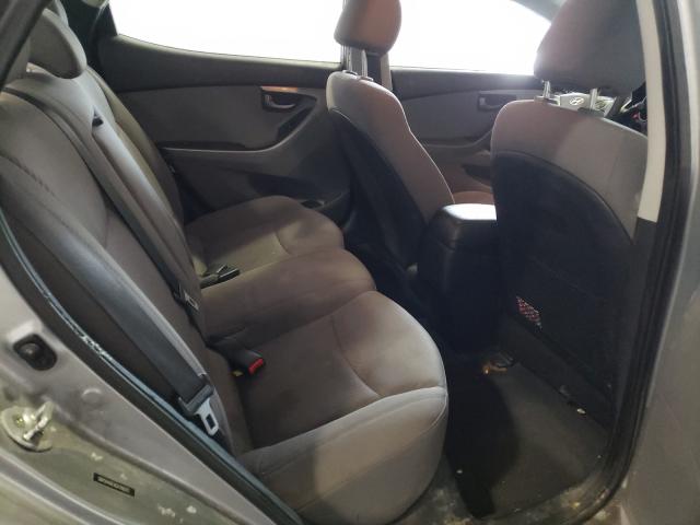 Photo 5 VIN: 5NPDH4AE4GH766211 - HYUNDAI ELANTRA SE 