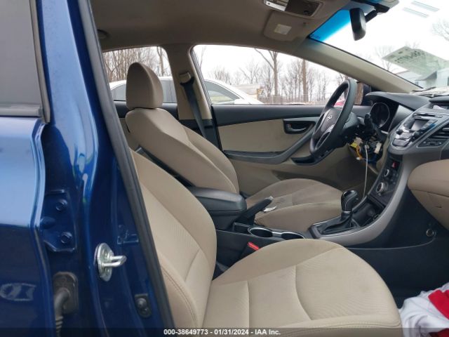 Photo 4 VIN: 5NPDH4AE4GH768704 - HYUNDAI ELANTRA 