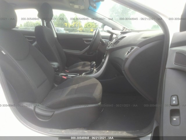 Photo 4 VIN: 5NPDH4AE4GH769593 - HYUNDAI ELANTRA 