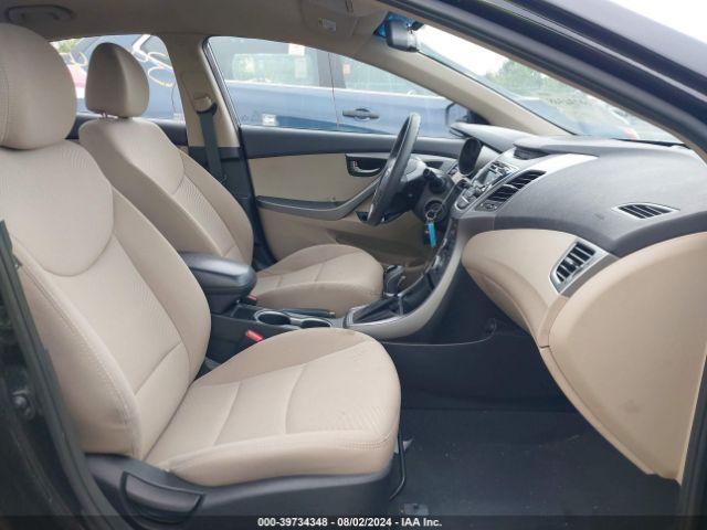 Photo 4 VIN: 5NPDH4AE4GH775247 - HYUNDAI ELANTRA 