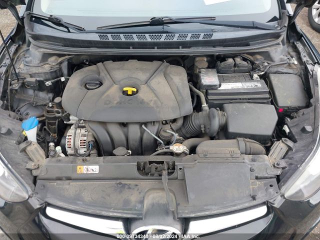 Photo 9 VIN: 5NPDH4AE4GH775247 - HYUNDAI ELANTRA 