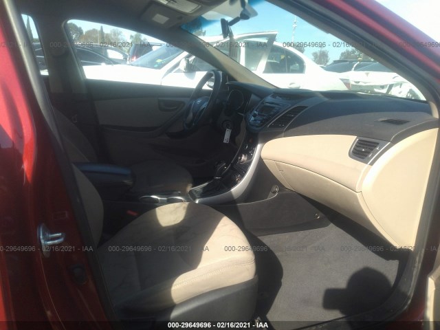 Photo 4 VIN: 5NPDH4AE4GH780481 - HYUNDAI ELANTRA 