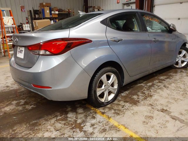 Photo 3 VIN: 5NPDH4AE4GH780576 - HYUNDAI ELANTRA 