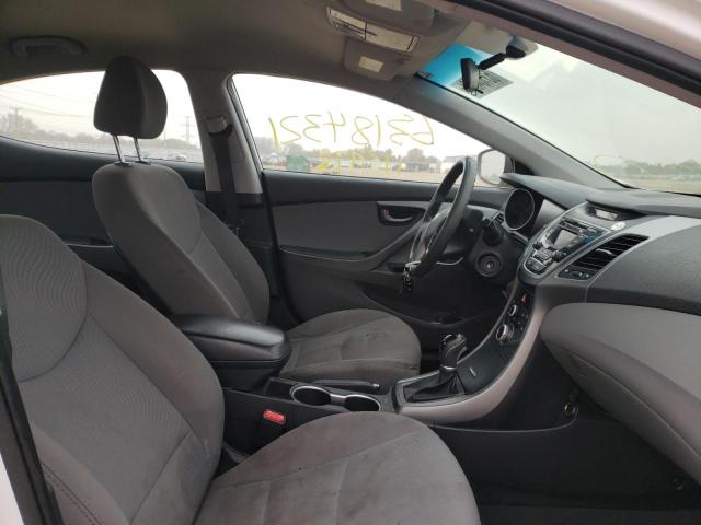 Photo 4 VIN: 5NPDH4AE4GH785552 - HYUNDAI ELANTRA SE 