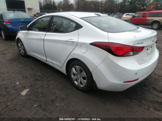 Photo 2 VIN: 5NPDH4AE4GH795689 - HYUNDAI ELANTRA 