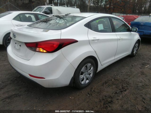 Photo 3 VIN: 5NPDH4AE4GH795689 - HYUNDAI ELANTRA 