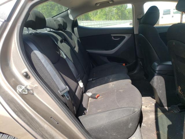 Photo 5 VIN: 5NPDH4AE4GH796180 - HYUNDAI ELANTRA SE 