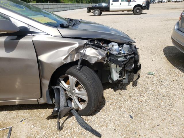 Photo 8 VIN: 5NPDH4AE4GH796180 - HYUNDAI ELANTRA SE 