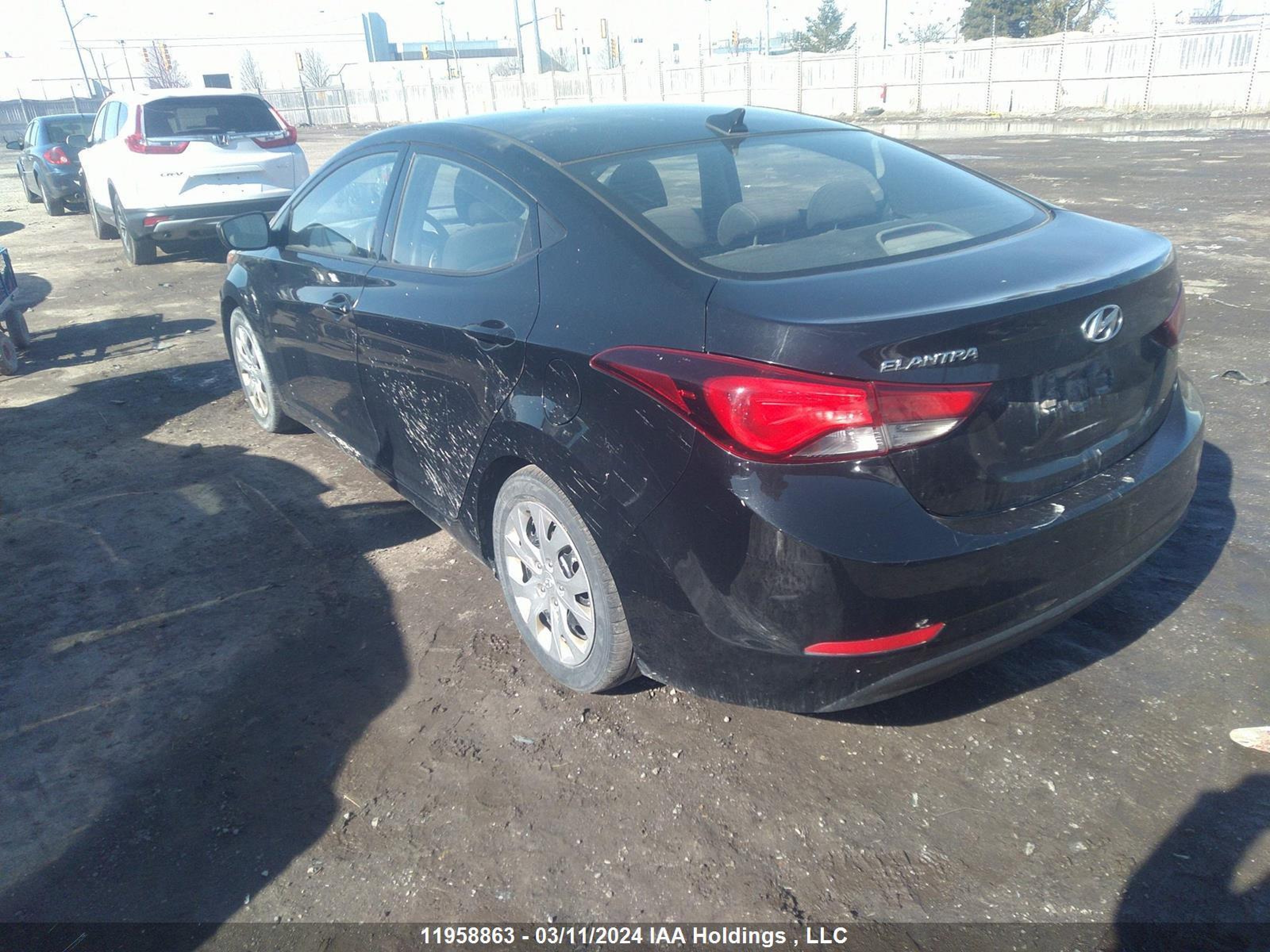 Photo 2 VIN: 5NPDH4AE4GH798317 - HYUNDAI ELANTRA 