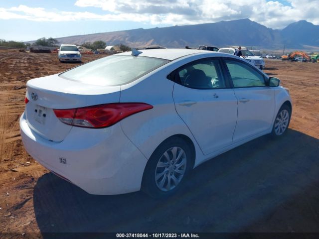 Photo 3 VIN: 5NPDH4AE5BH025736 - HYUNDAI ELANTRA 