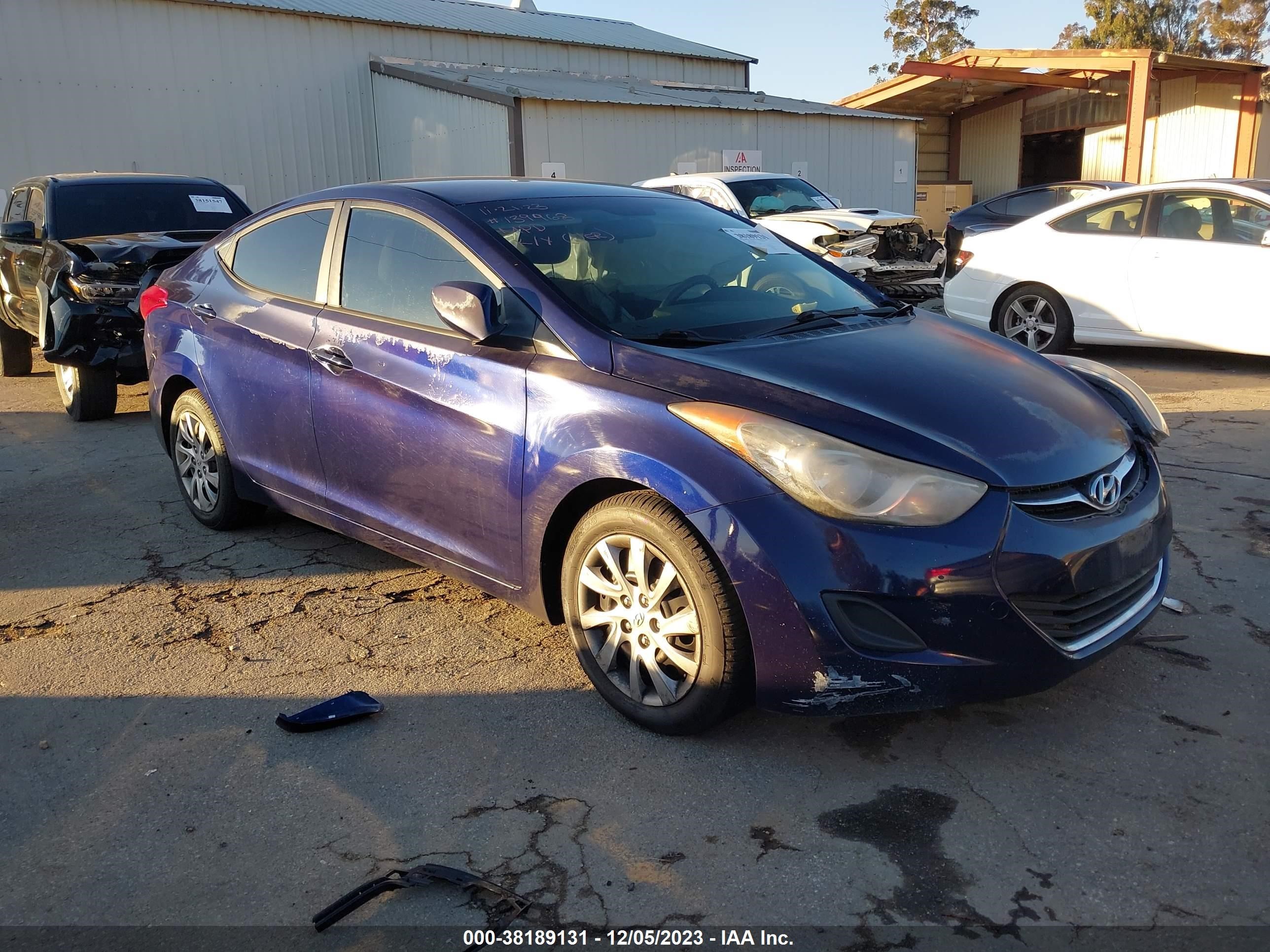 Photo 0 VIN: 5NPDH4AE5BH028765 - HYUNDAI ELANTRA 