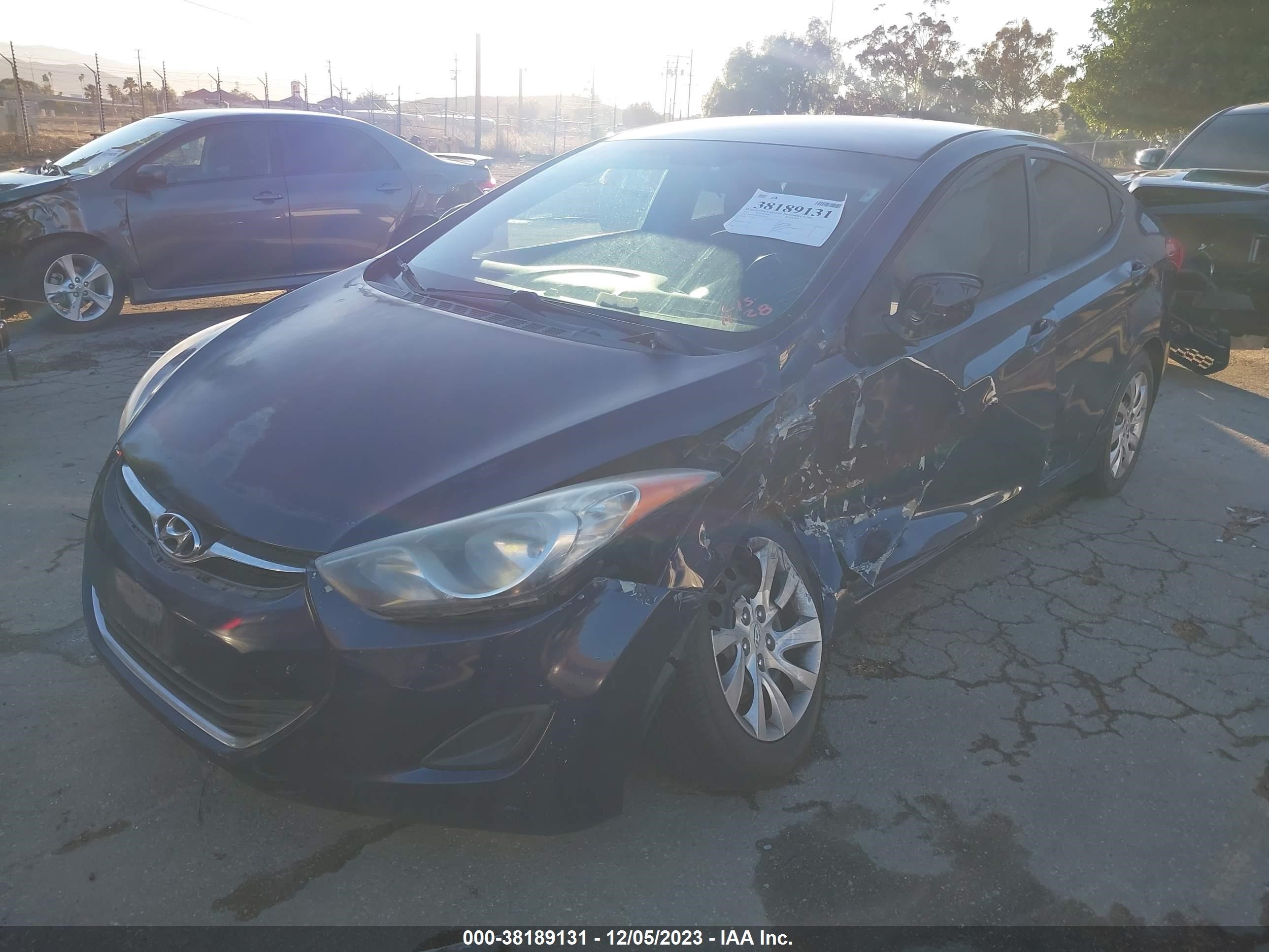 Photo 1 VIN: 5NPDH4AE5BH028765 - HYUNDAI ELANTRA 